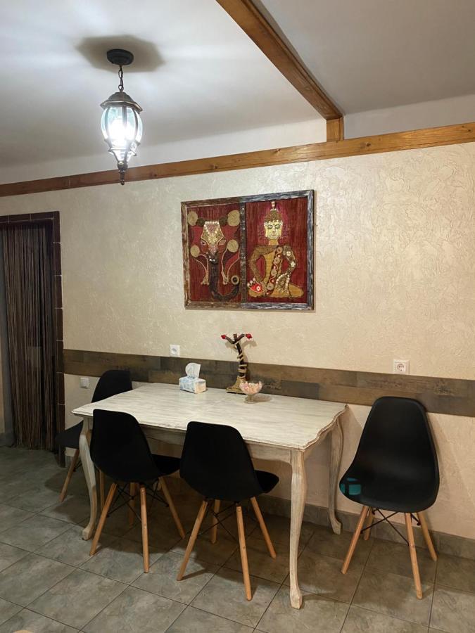 Mini Hostel N.Tigranyan 5 Jereván Kültér fotó