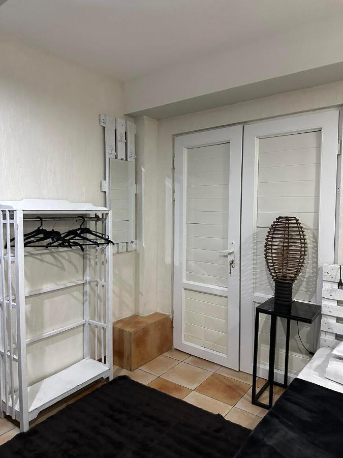 Mini Hostel N.Tigranyan 5 Jereván Kültér fotó